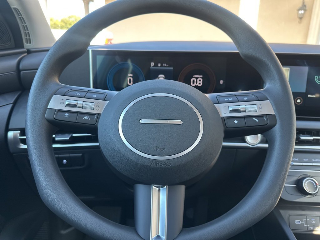 New 2026 Hyundai Tucson SE image 17