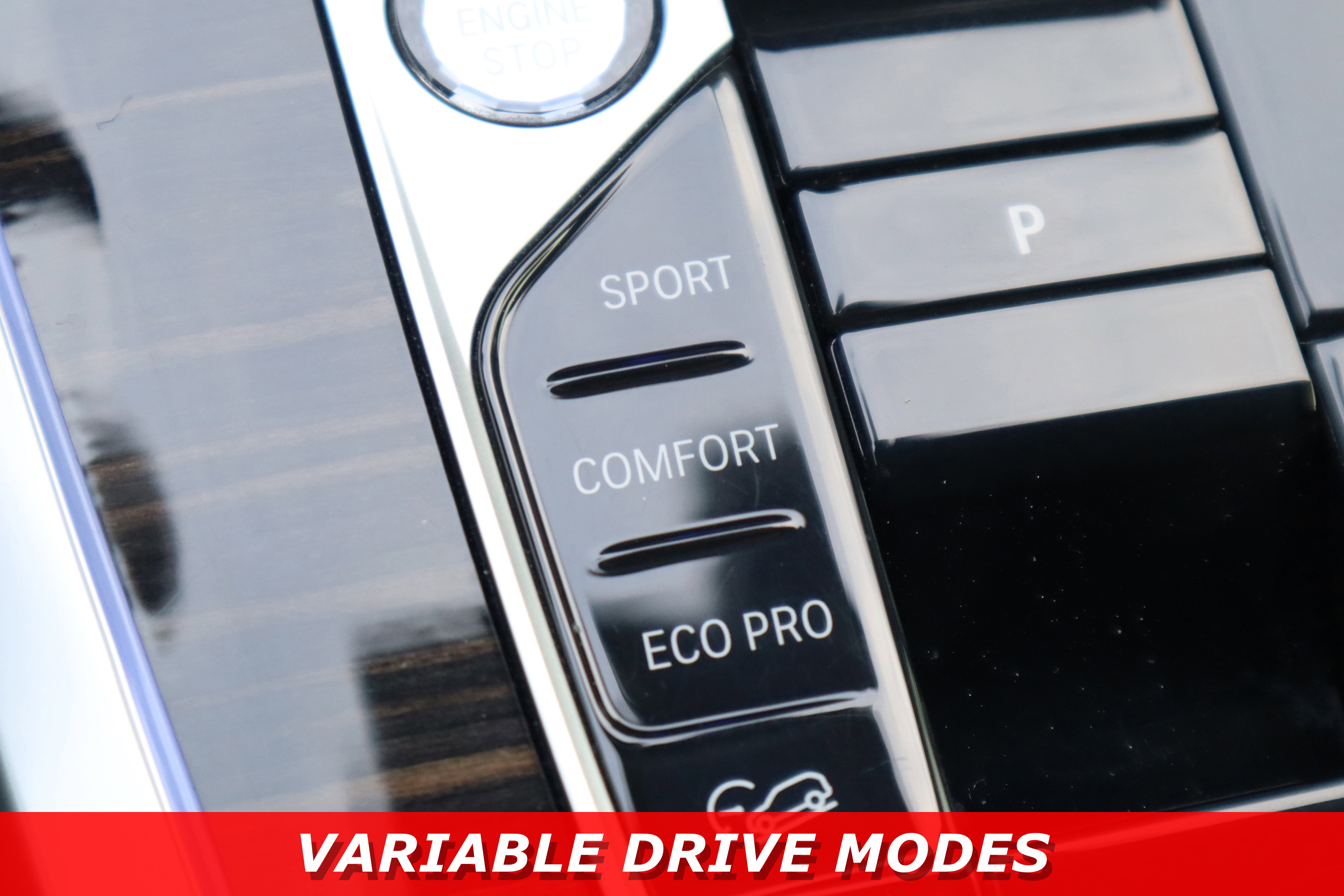 Used 2023 BMW X7 M60i w/ Executive Package image 29