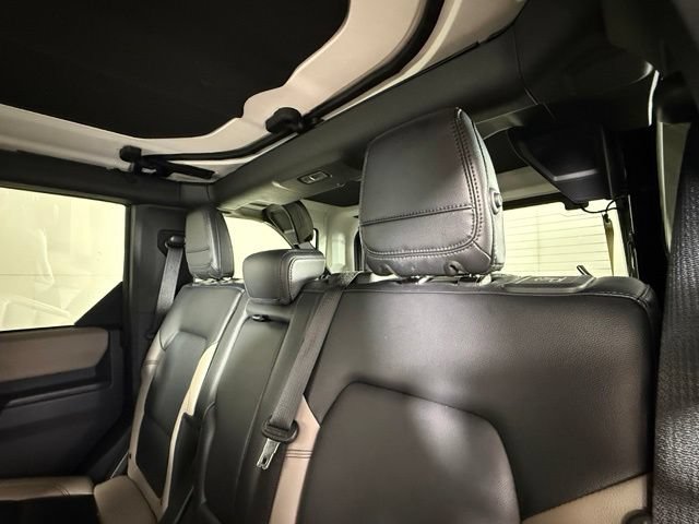 Used 2024 Ford Bronco Wildtrak AWD/4WD image 24