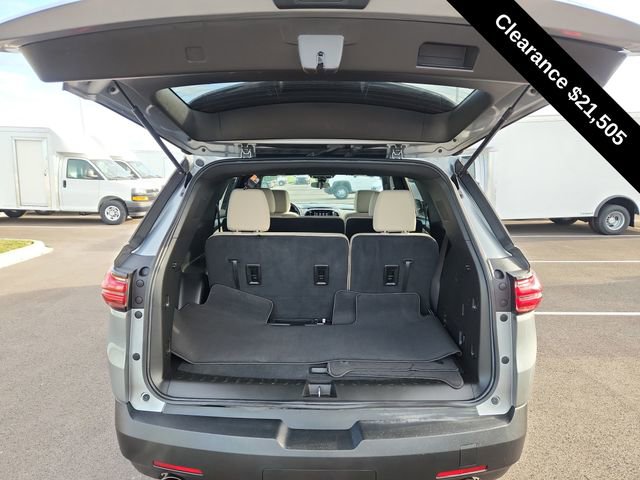 Used 2023 Chevrolet Traverse LS image 29