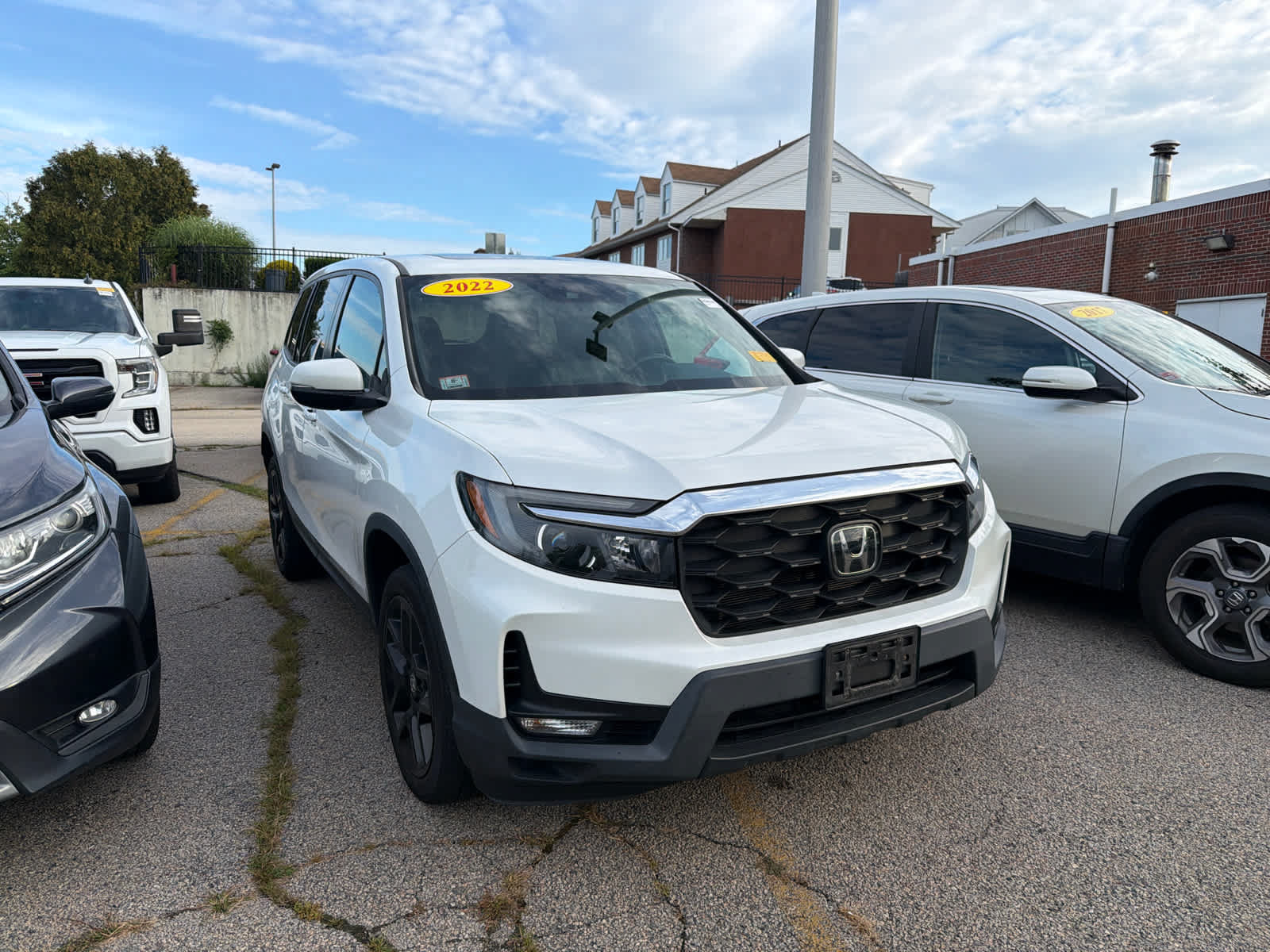 Used 2022 Honda Passport EX-L image 2