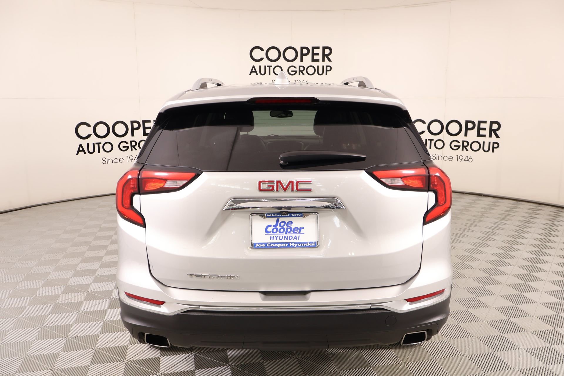 Used 2019 GMC Terrain SLT FWD image 20