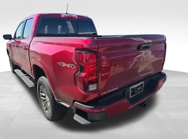 Used 2023 Chevrolet Colorado LT w/ LT Convenience Package AWD/4WD image 6