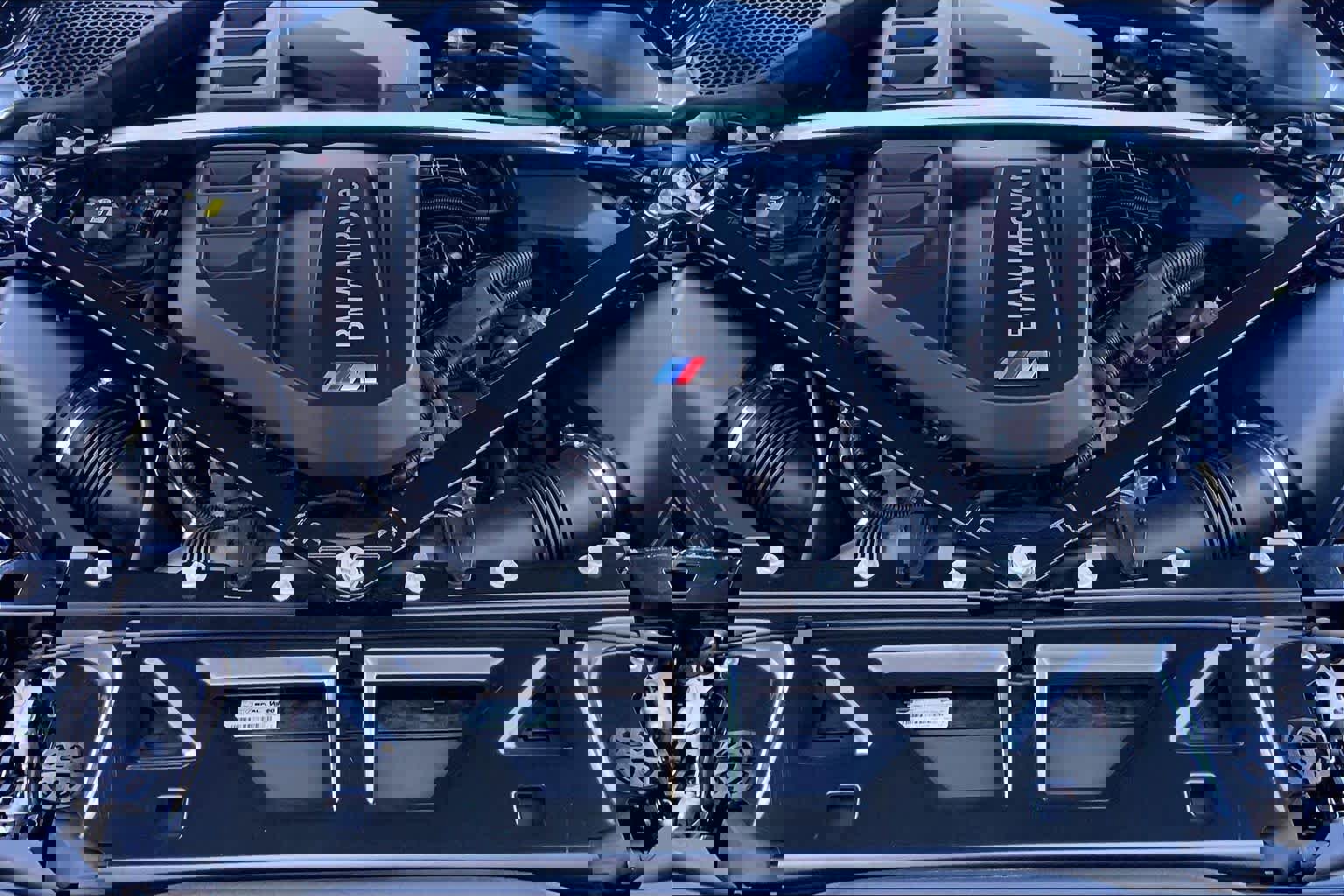 Used 2021 BMW M4 Coupe w/ Executive Package image 27