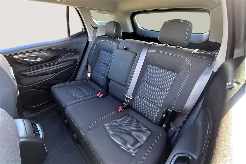 Used 2022 GMC Terrain SLE w/ Driver Convenience Package image 26