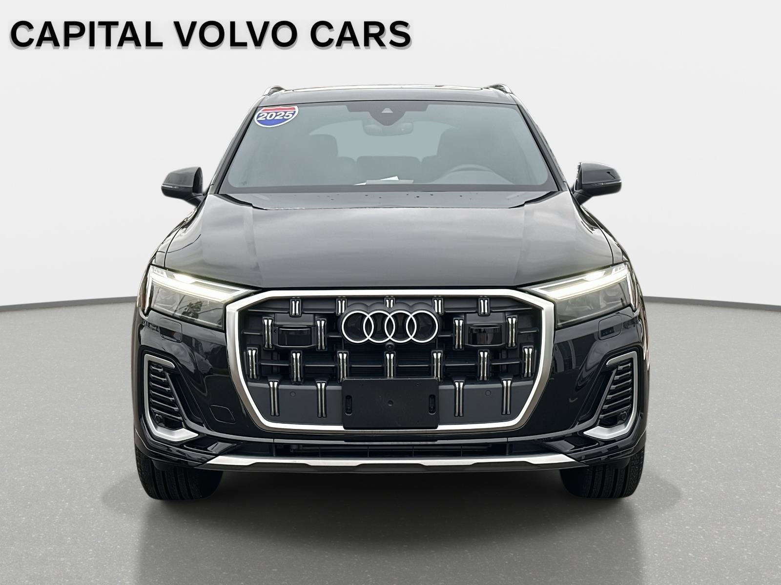 Used 2025 Audi Q7 2.0T Premium image 2