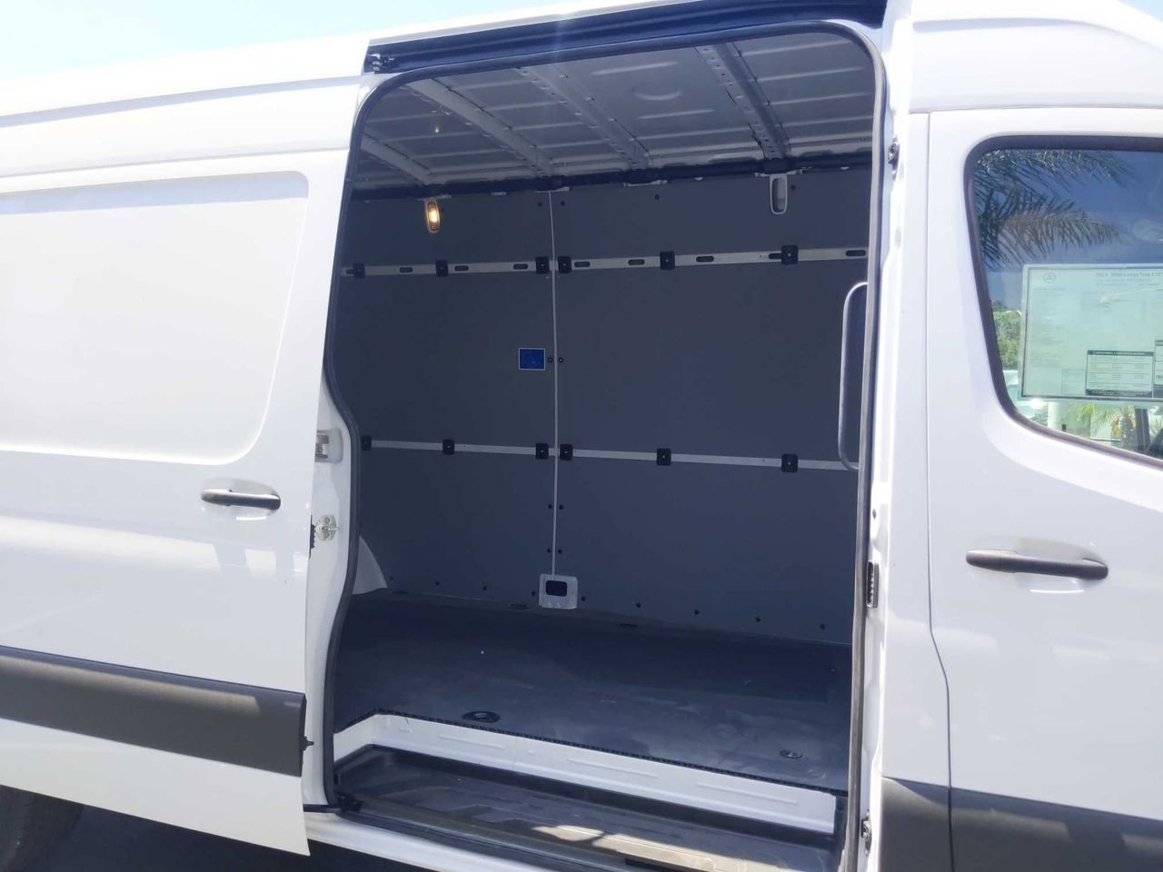 New 2024 Mercedes-Benz Sprinter 3500 image 7