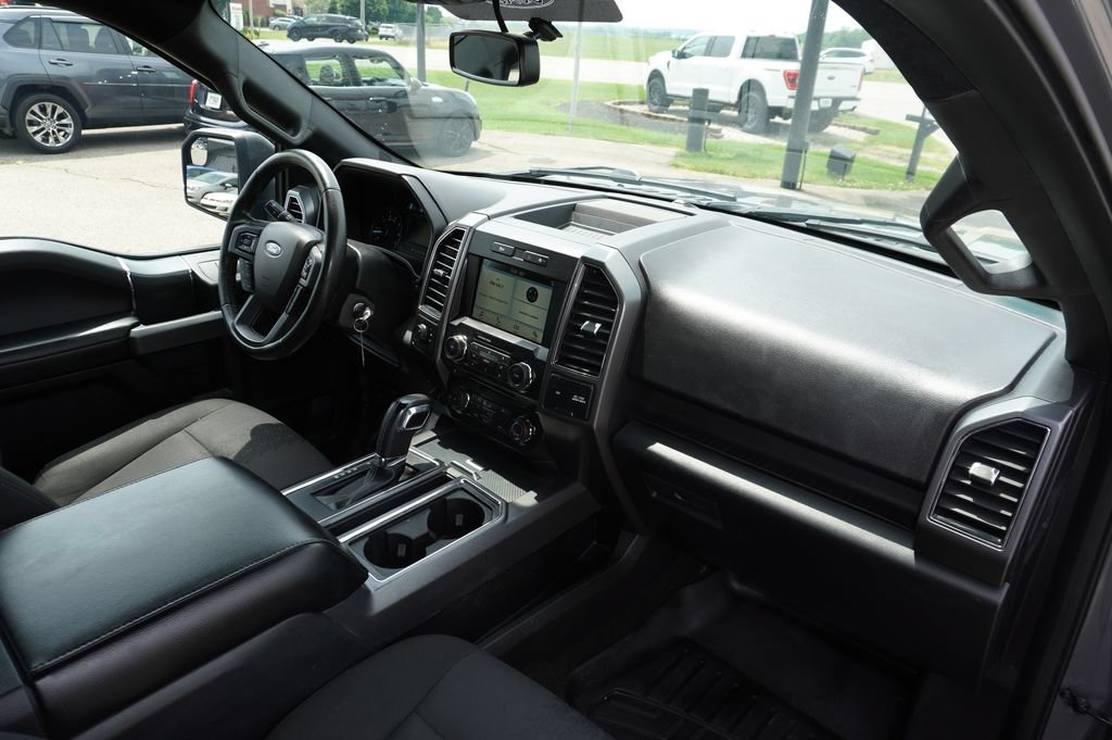 Used 2018 Ford F150 XLT w/ Equipment Group 302A Luxury AWD/4WD image 28