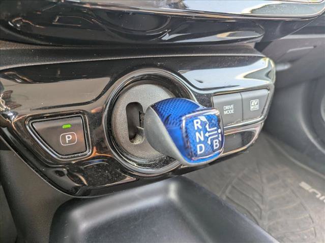 Used 2017 Toyota Prius Two w/ Prius Two Safety Plus Package FWD image 10