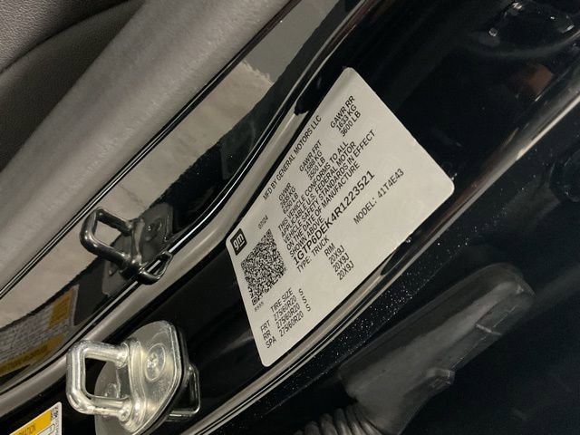 Used 2024 GMC Canyon AT4 w/ AT4 Premium Package image 23