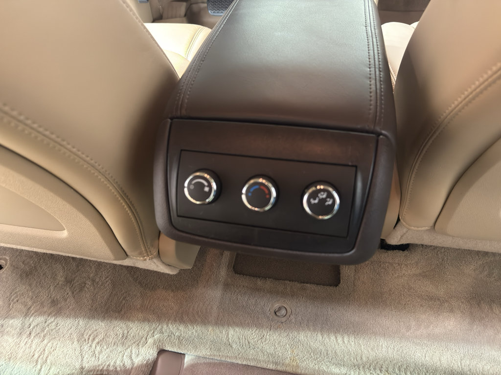 Used 2011 Buick Enclave CXL w/ Trailering Provision Package FWD image 27