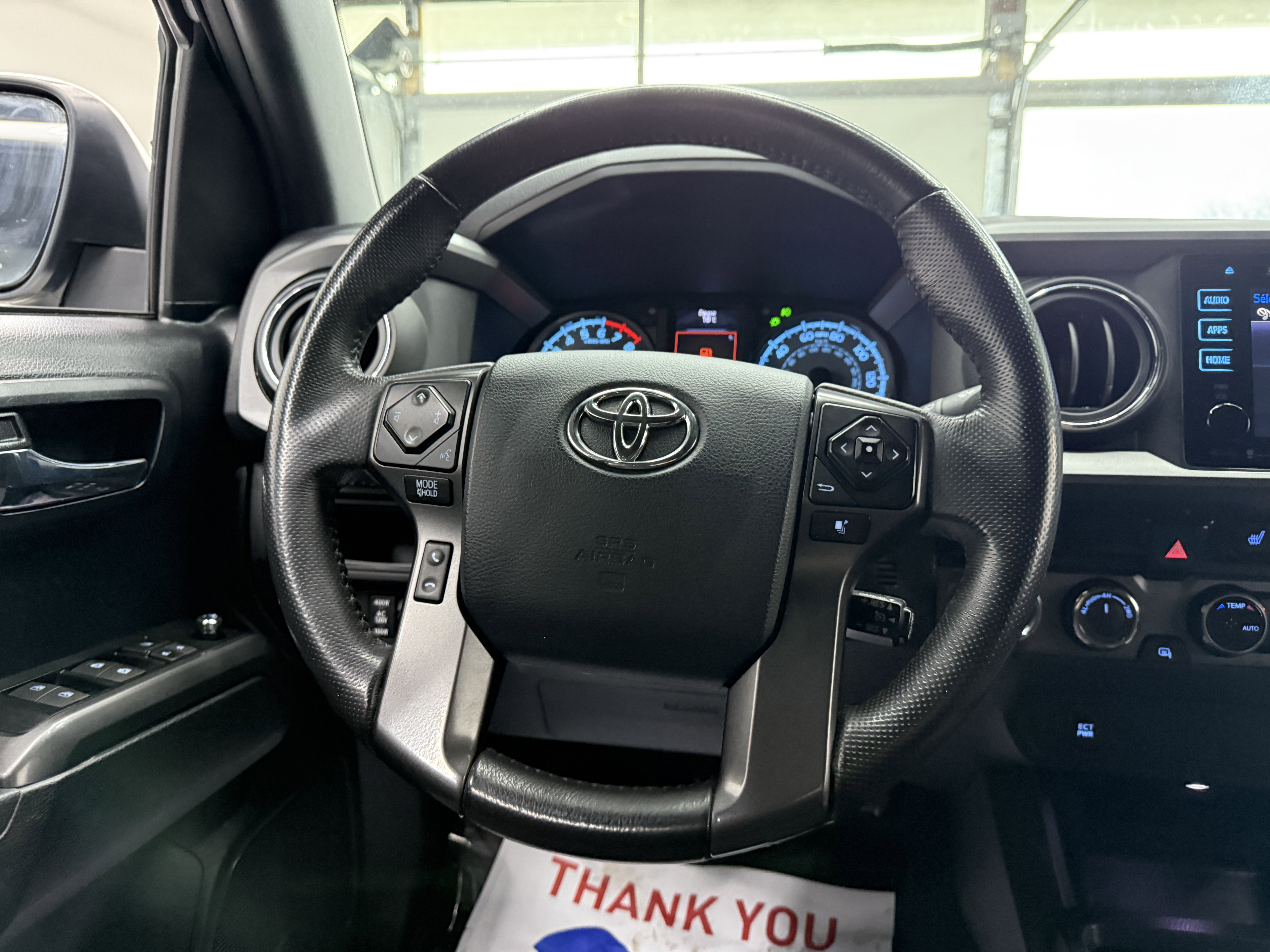 Used 2017 Toyota Tacoma TRD Off-Road image 13