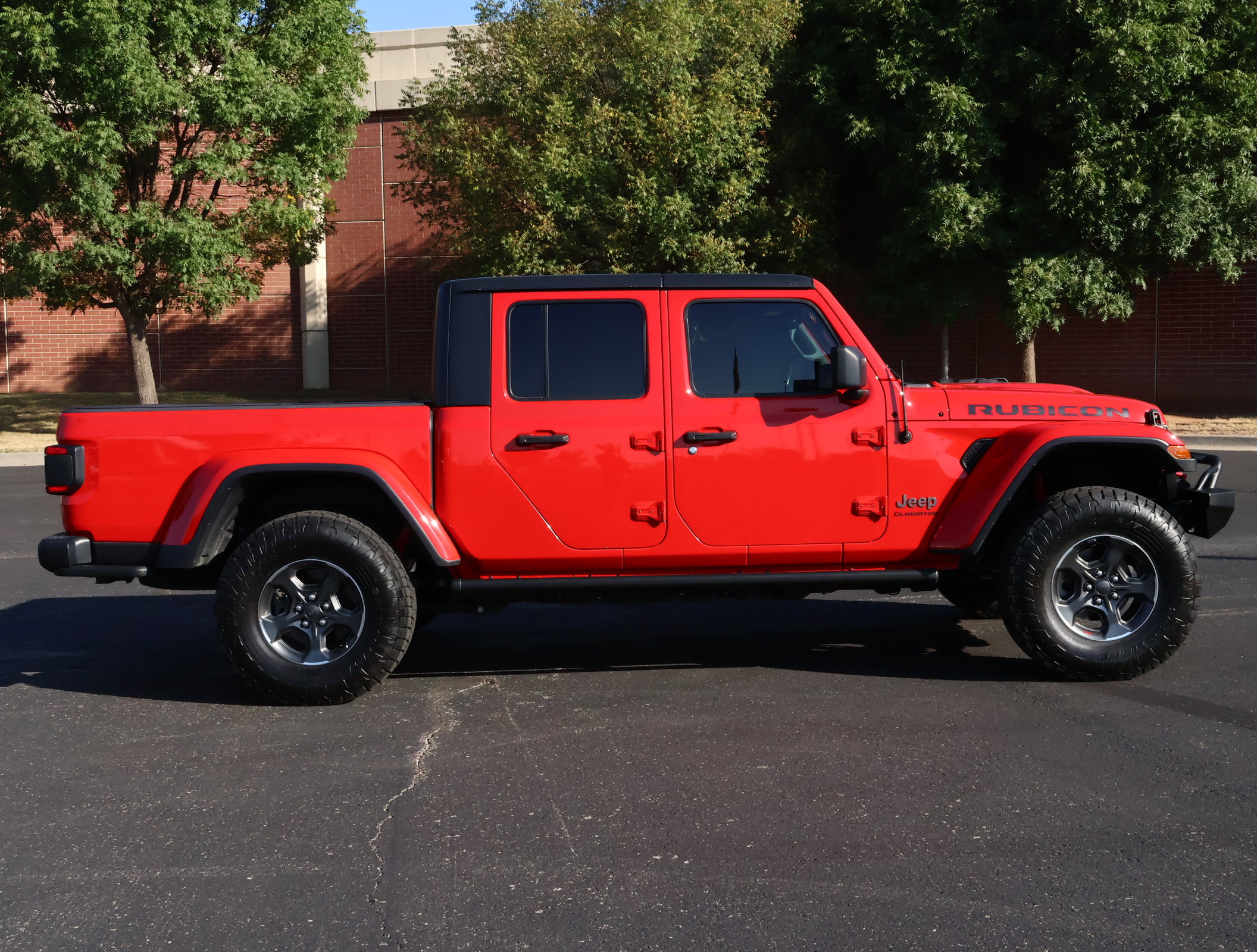 Used 2020 Jeep Gladiator Rubicon image 34