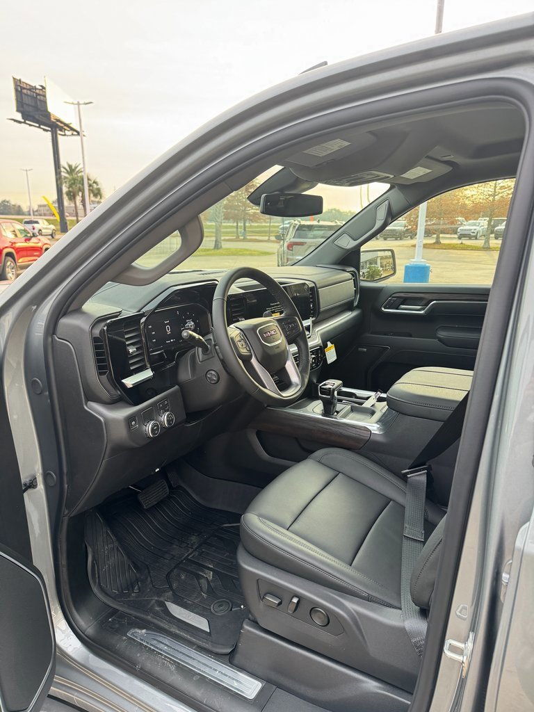 New 2026 GMC Sierra 1500 SLT w/ SLT Premium Package image 11