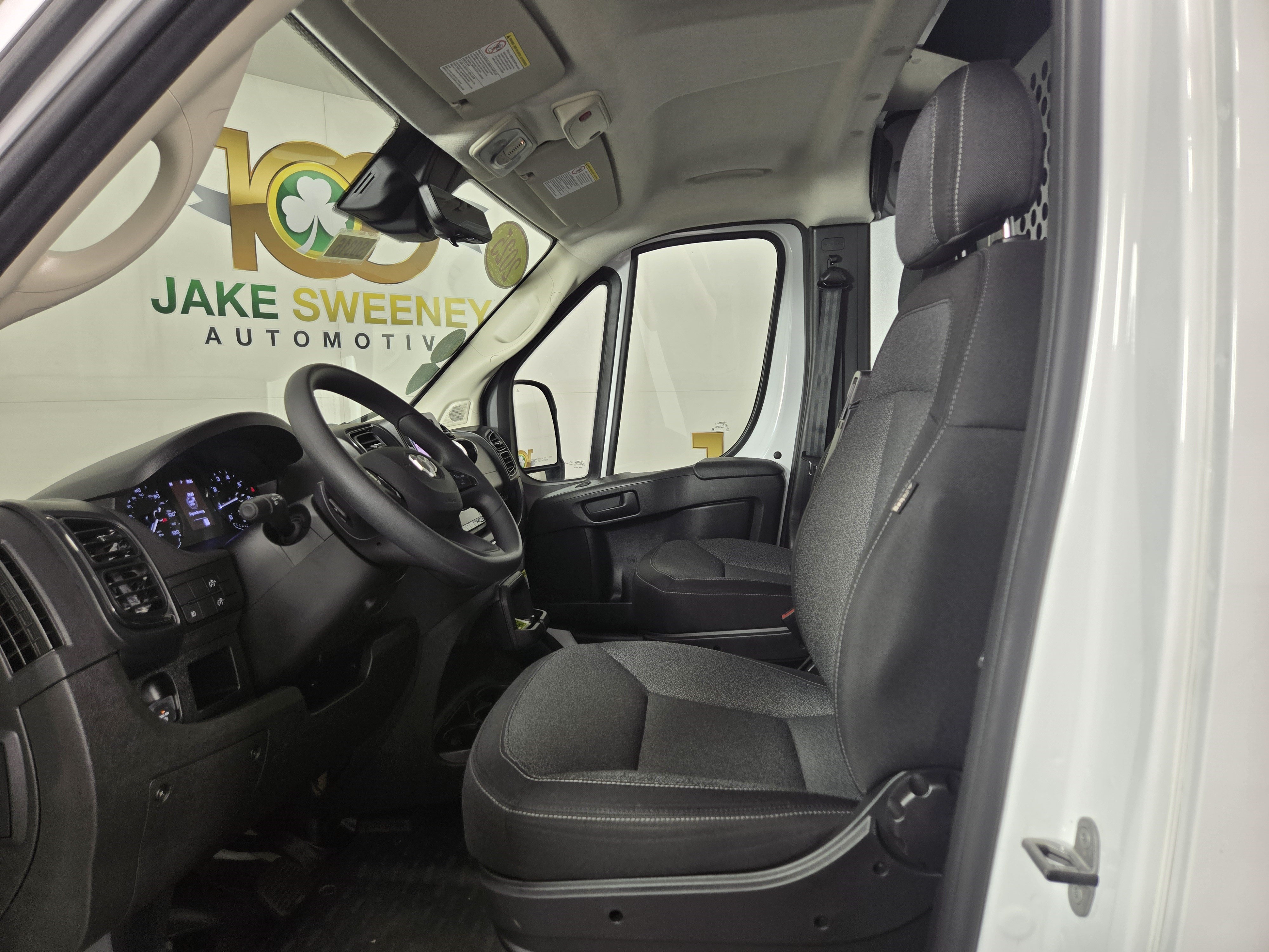 Used 2025 RAM ProMaster 2500 w/ Safety Group FWD image 10