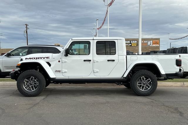 New 2026 Jeep Gladiator Mojave image 10