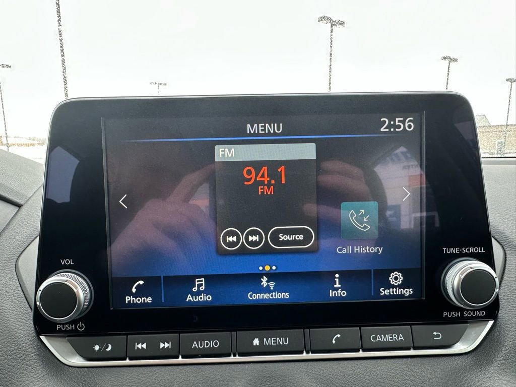 Used 2024 Nissan Sentra SV image 14