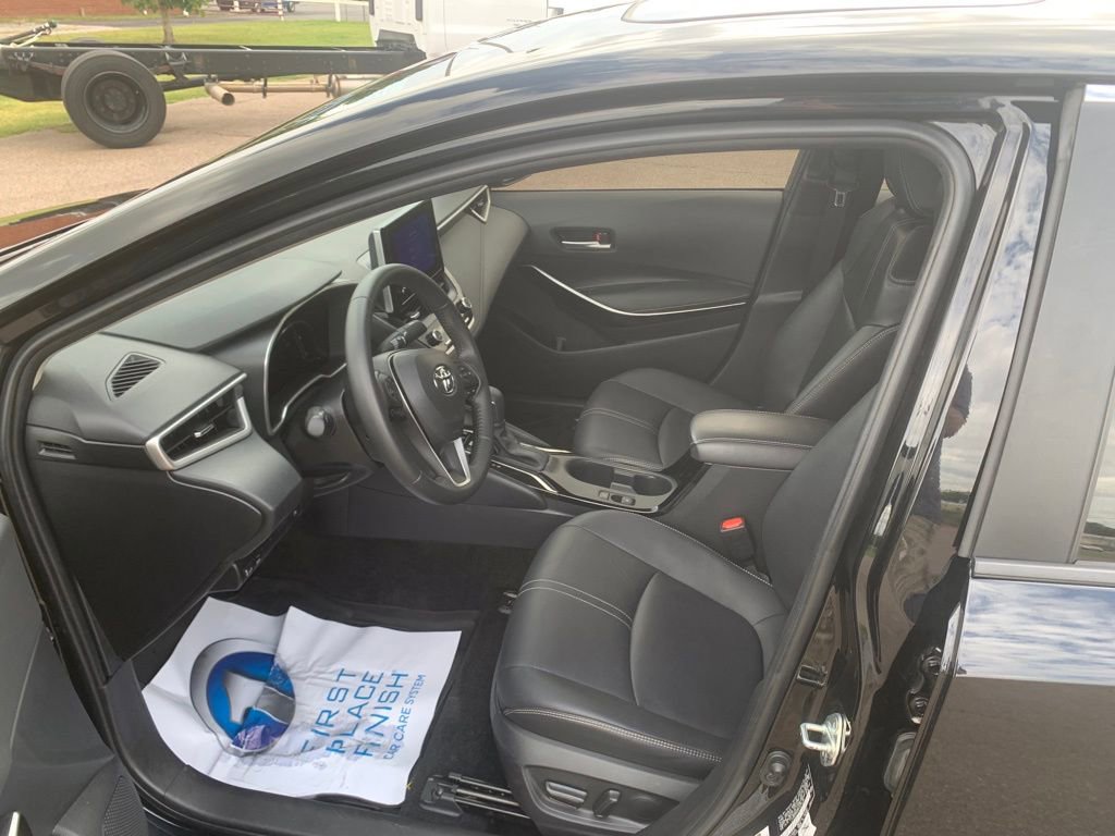 Used 2023 Toyota Corolla XLE image 21