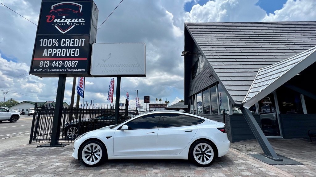 Used 2022 Tesla Model 3 image 7
