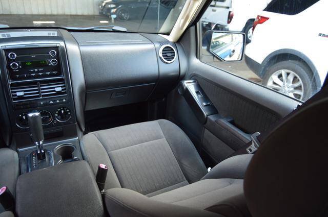 Used 2010 Ford Explorer Sport Trac XLT AWD/4WD image 44
