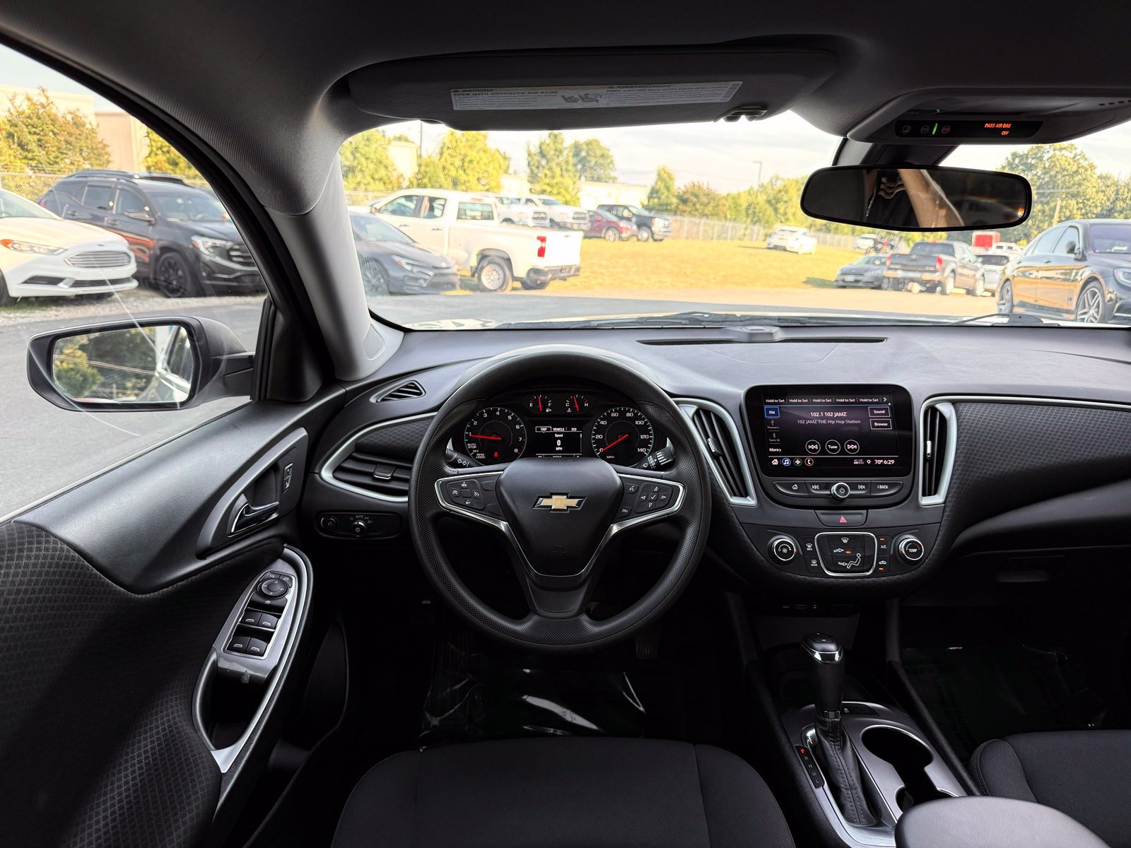 Used 2019 Chevrolet Malibu LS FWD image 25