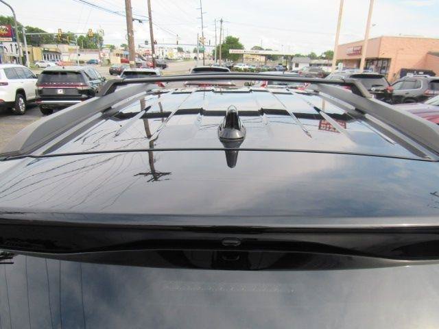 Used 2024 Toyota Corolla Cross AWD Hybrid image 14