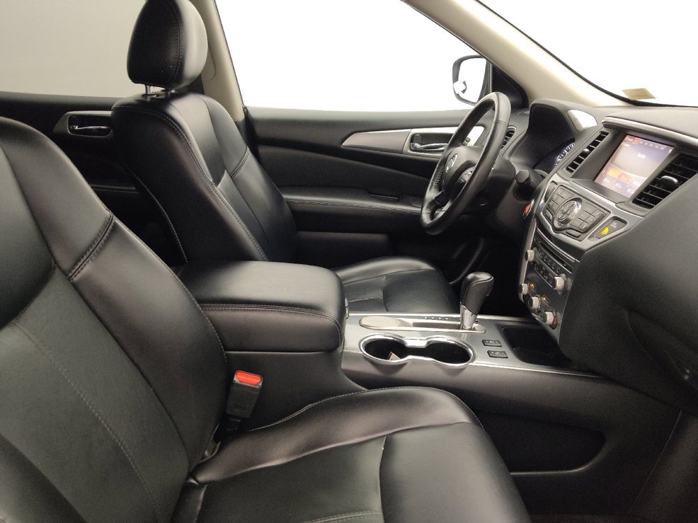 Used 2020 Nissan Pathfinder SL image 21