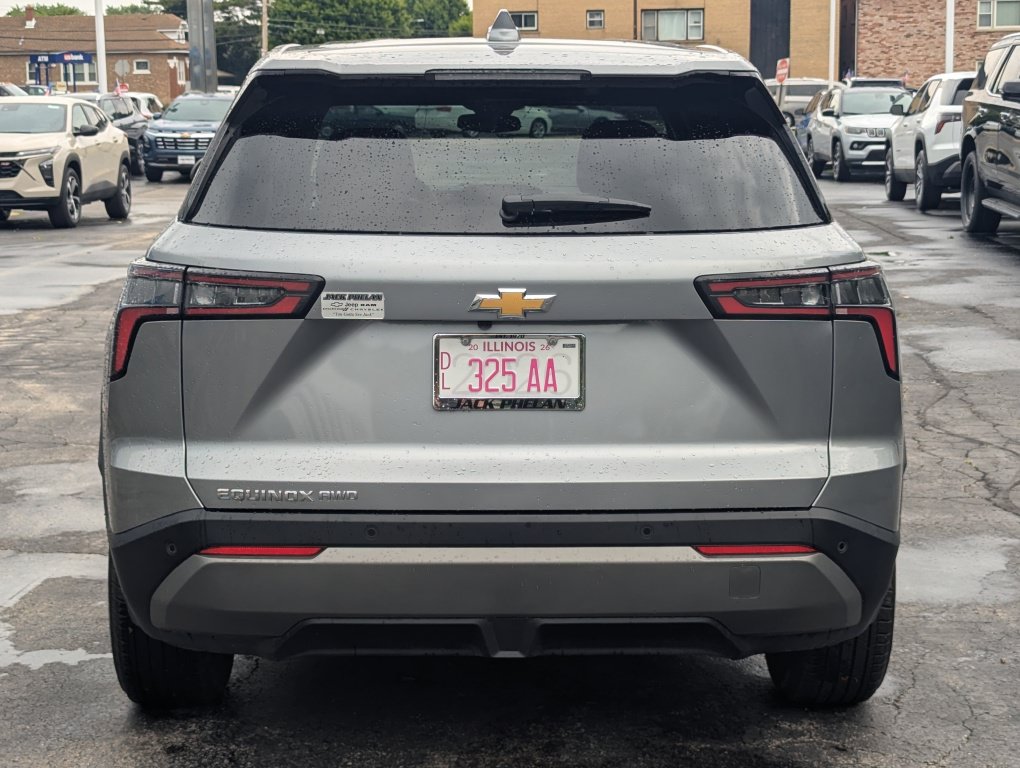 Certified 2026 Chevrolet Equinox LT AWD/4WD image 11