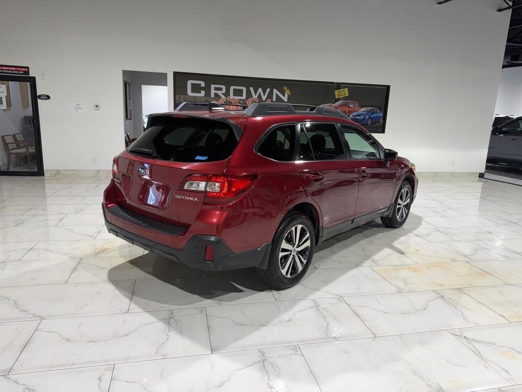 Used 2018 Subaru Outback 2.5i Limited AWD/4WD image 9