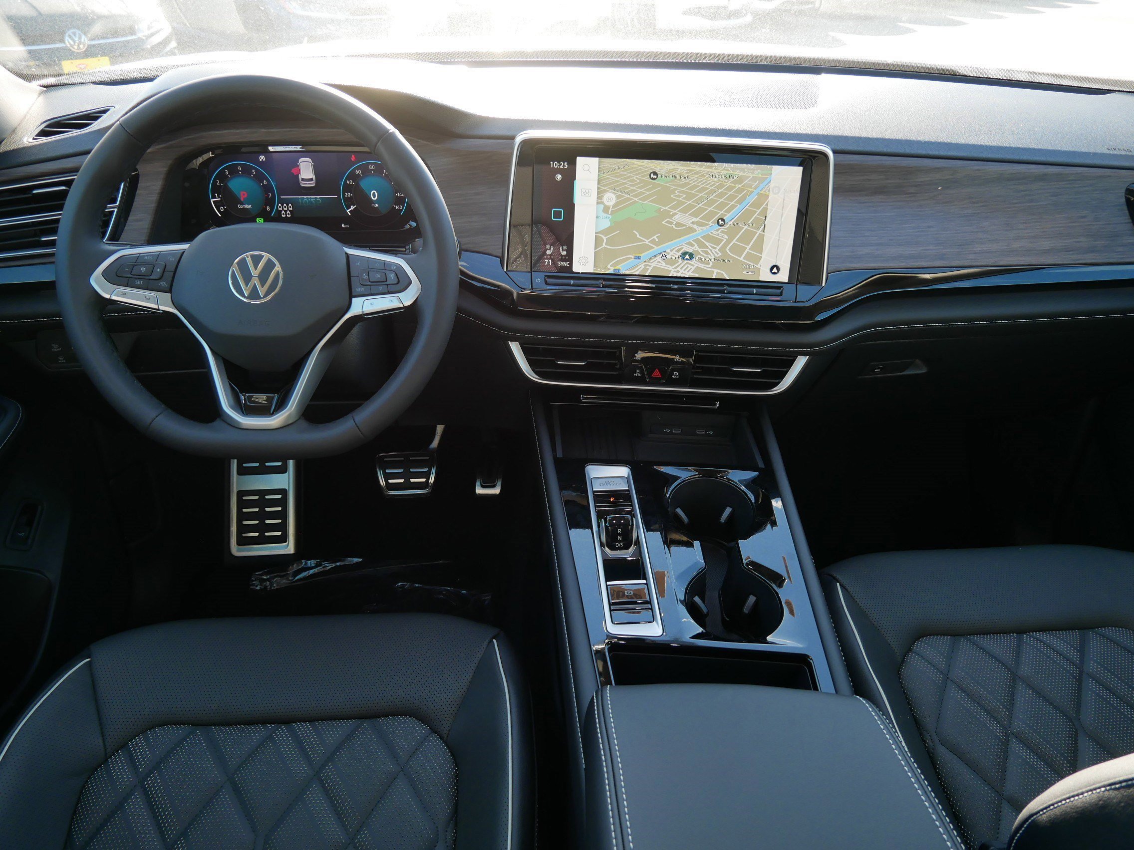 New 2026 Volkswagen Atlas SEL Premium R-Line AWD/4WD image 5