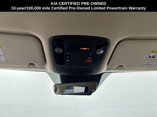 Used 2024 Kia Carnival EX FWD image 9