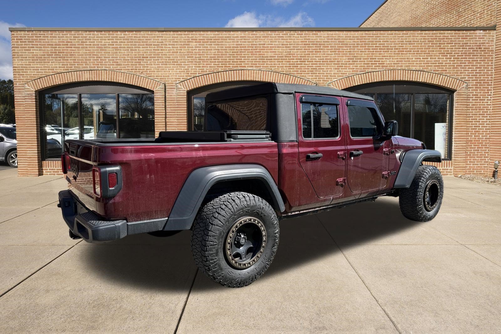 Used 2021 Jeep Gladiator Sport w/ Trailer Tow Package AWD/4WD image 5