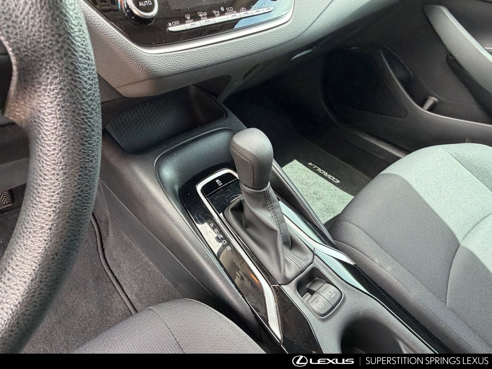 Used 2020 Toyota Corolla LE w/ LE Premium Package image 10