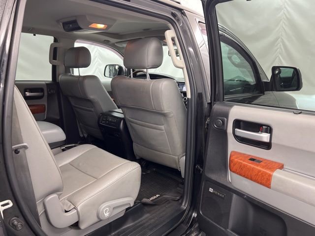 Used 2019 Toyota Sequoia Platinum image 23