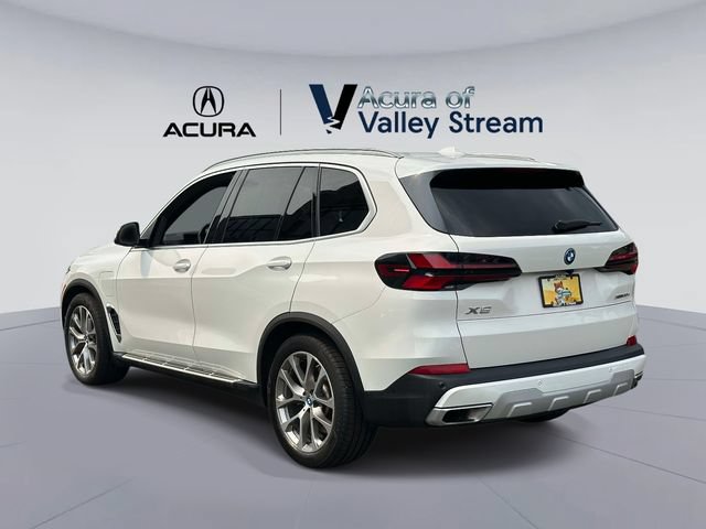 Used 2025 BMW X5 xDrive50e AWD/4WD image 8