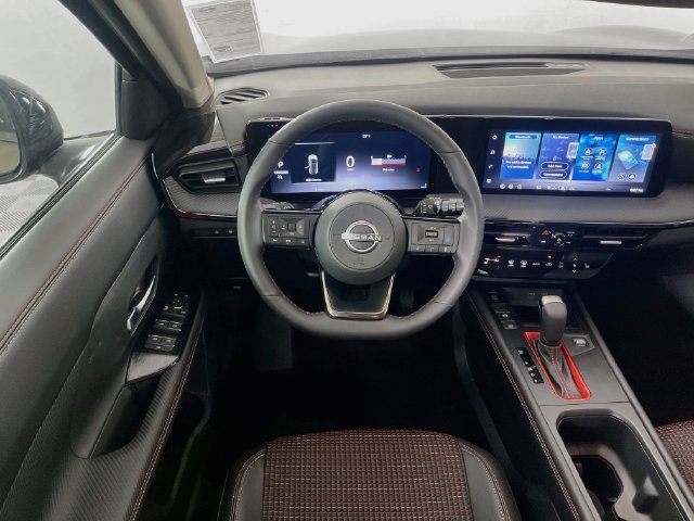 New 2026 Nissan Kicks SR FWD image 16