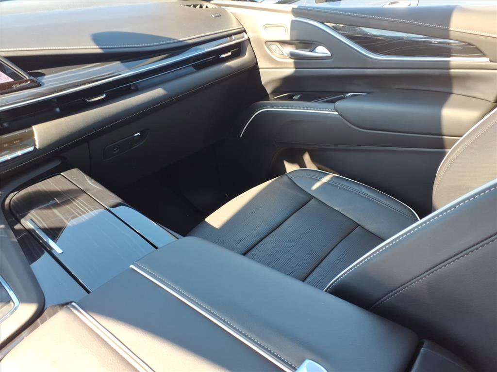 Certified 2024 Cadillac Escalade Sport w/ LPO, ONYX Package image 20