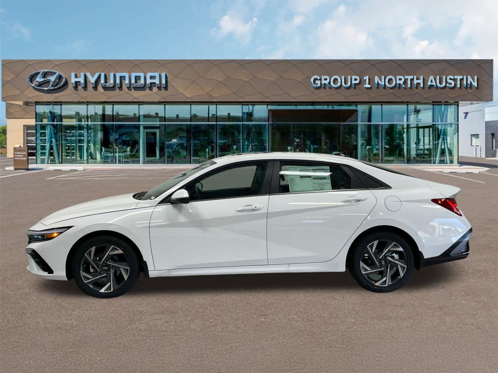 New 2026 Hyundai Elantra Limited FWD image 3