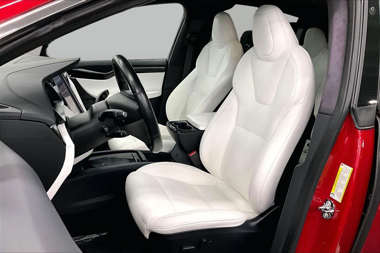 Used 2020 Tesla Model X Long Range AWD/4WD image 7