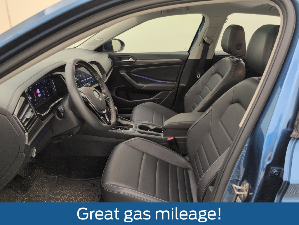 Used 2021 Volkswagen Jetta SEL FWD image 4