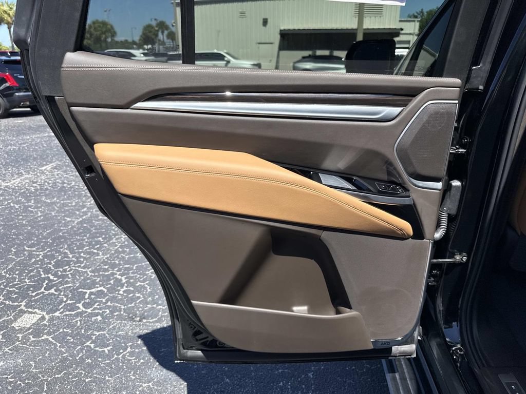Certified 2025 Cadillac Escalade Premium Luxury w/ Touring Package AWD/4WD image 12