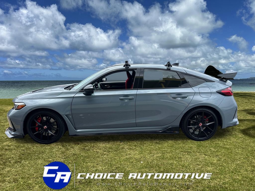 Used 2025 Honda Civic Type R image 3
