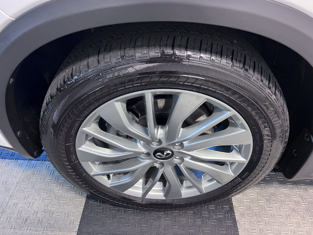Used 2025 INFINITI QX50 Luxe AWD/4WD image 9