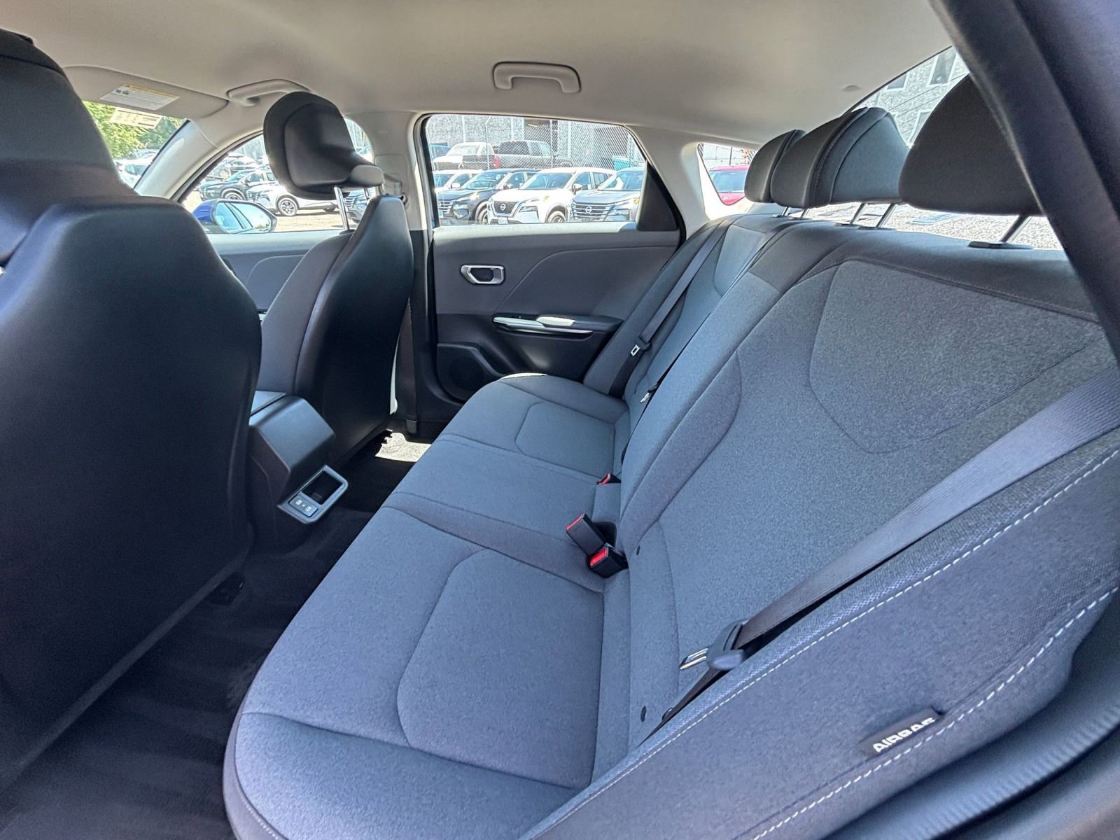 Used 2025 Kia K4 FWD image 24