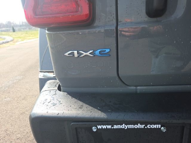 Used 2021 Jeep Wrangler Unlimited Sahara w/ Cold Weather Group image 10