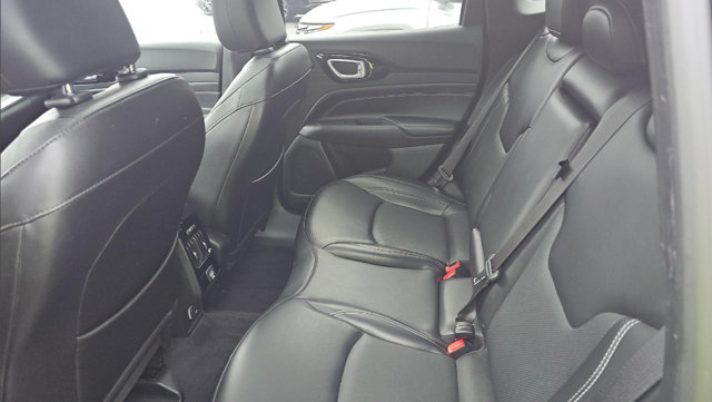 Used 2023 Jeep Compass High Altitude AWD/4WD image 14