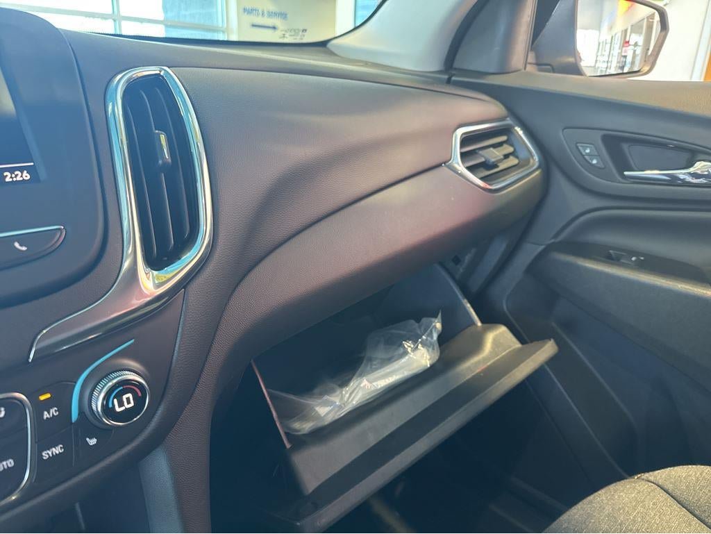 Used 2023 Chevrolet Equinox LT AWD/4WD image 29