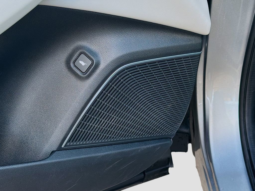 Used 2023 Acura MDX SH-AWD w/ Advance Package image 25