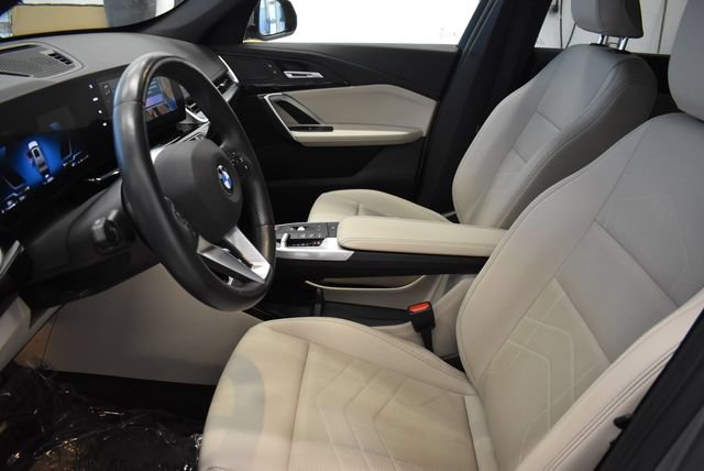 Used 2025 BMW X1 xDrive28i w/ Convenience Package AWD/4WD image 22