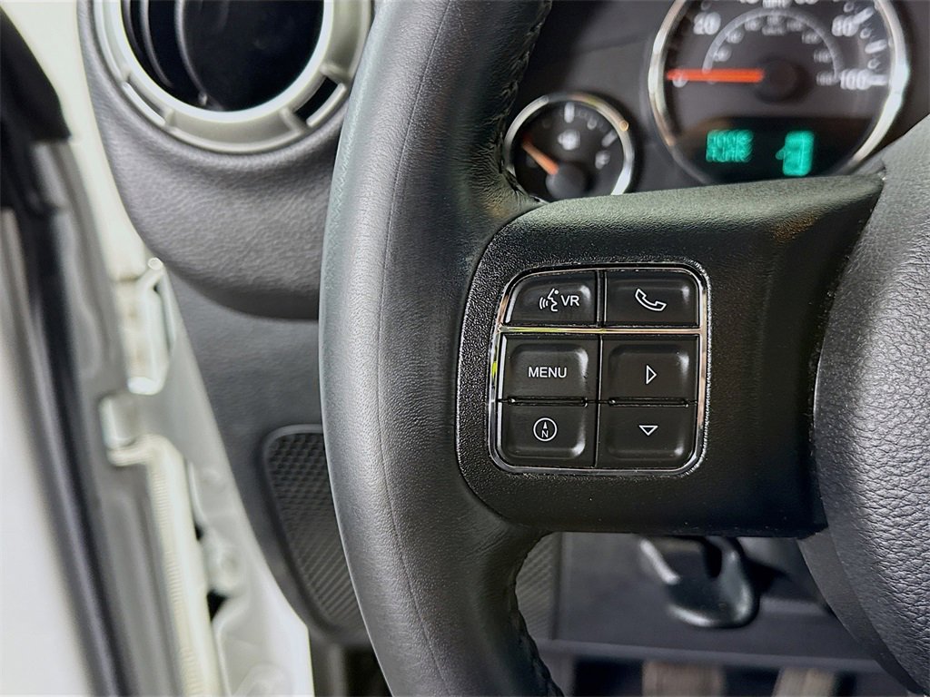 Used 2017 Jeep Wrangler Unlimited Sahara w/ Connectivity Group image 18